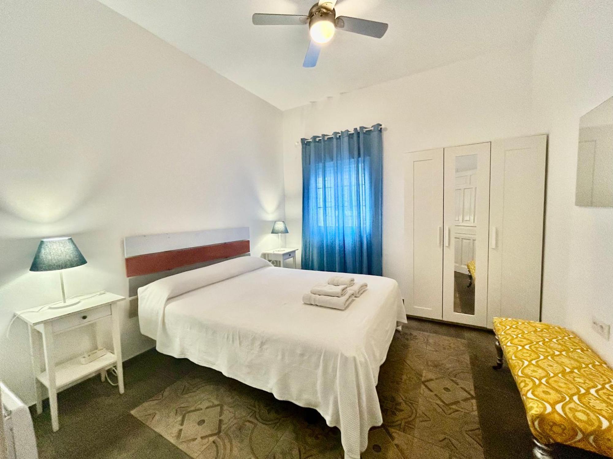Acogedor Apt 8Pax 4Bdr 2Bth - Cozyhomesevilla1 Экстерьер фото