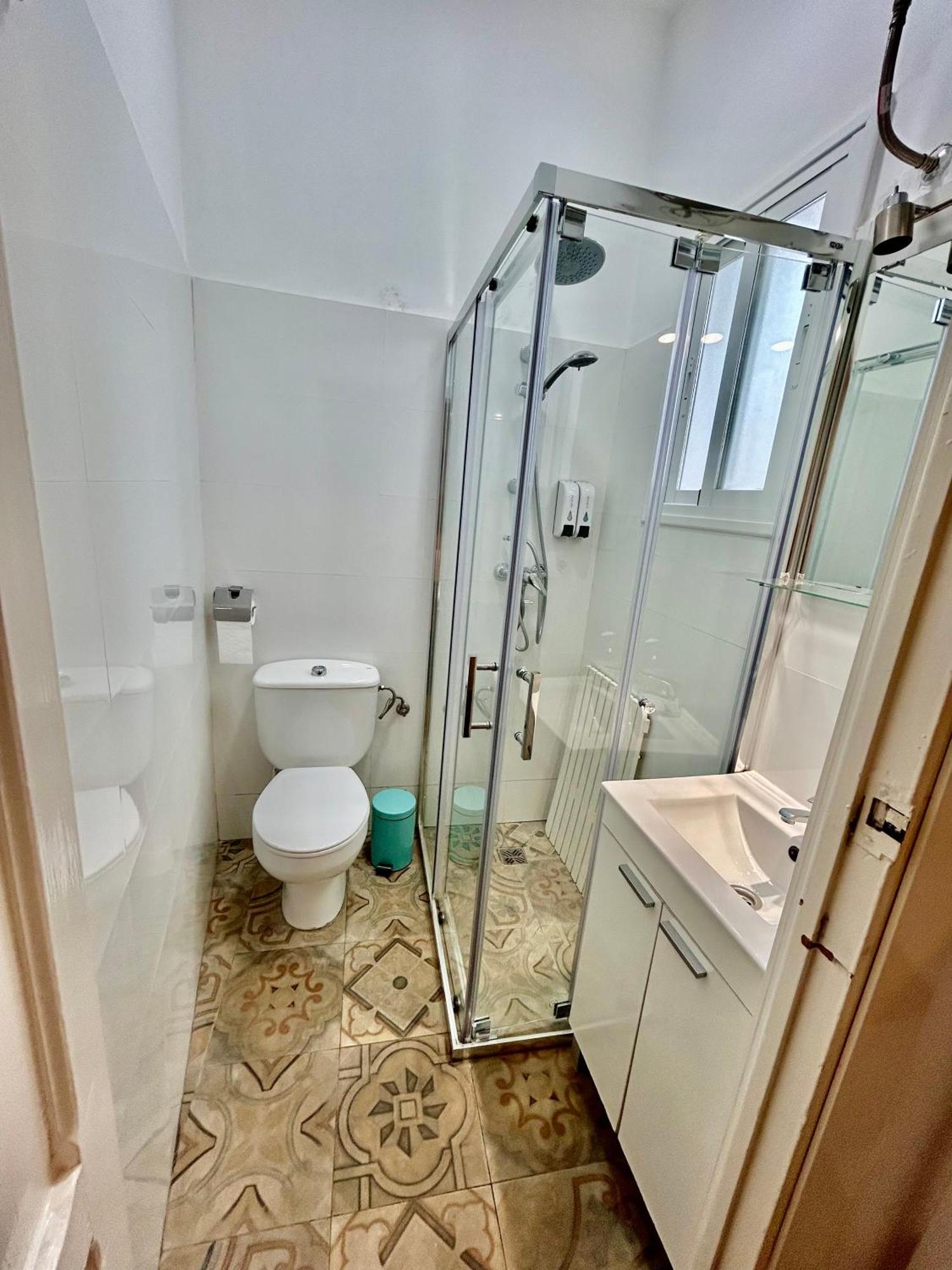 Acogedor Apt 8Pax 4Bdr 2Bth - Cozyhomesevilla1 Экстерьер фото