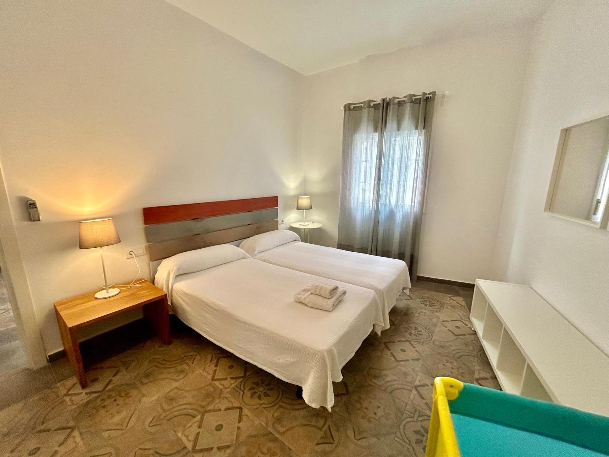 Acogedor Apt 8Pax 4Bdr 2Bth - Cozyhomesevilla1 Экстерьер фото